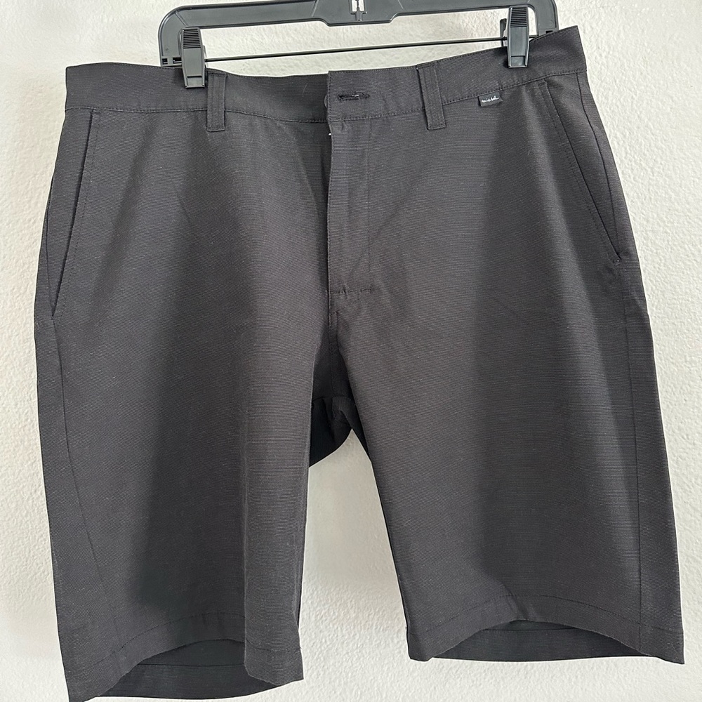 Travis Mathew golf shorts